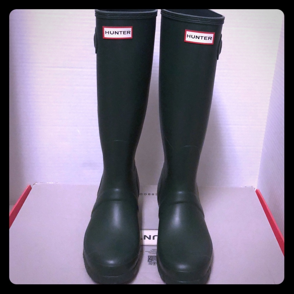 Hunter Original Tall Green Boots. Sz 7